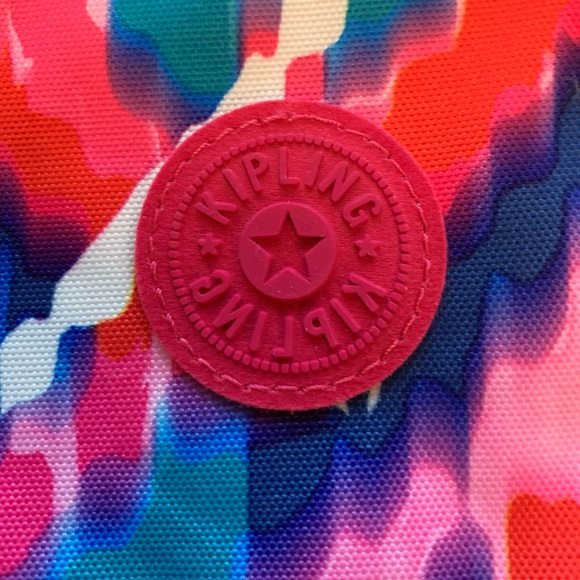 Blended Aztec print by Kipling - Picture 3 of 6